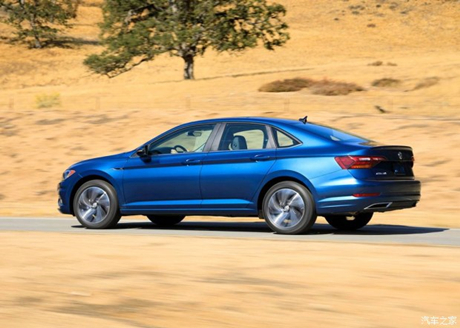 100000 километров за 10 лет. Каково состояние подержанного автомобиля Volkswagen?